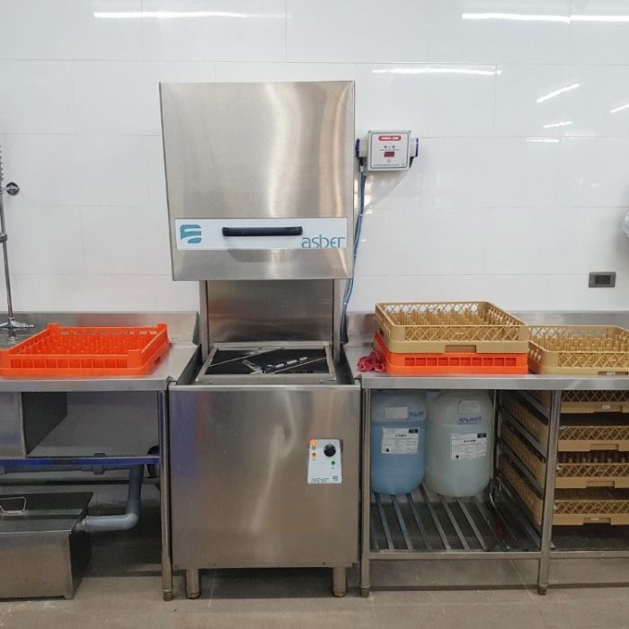 Máy rửa bát công nghiệp